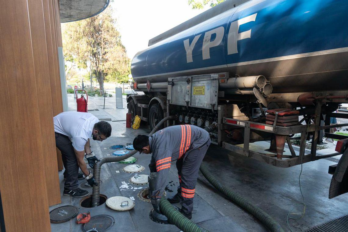ypf-combustible-nafta-gasoil-abastecimiento-9jpeg