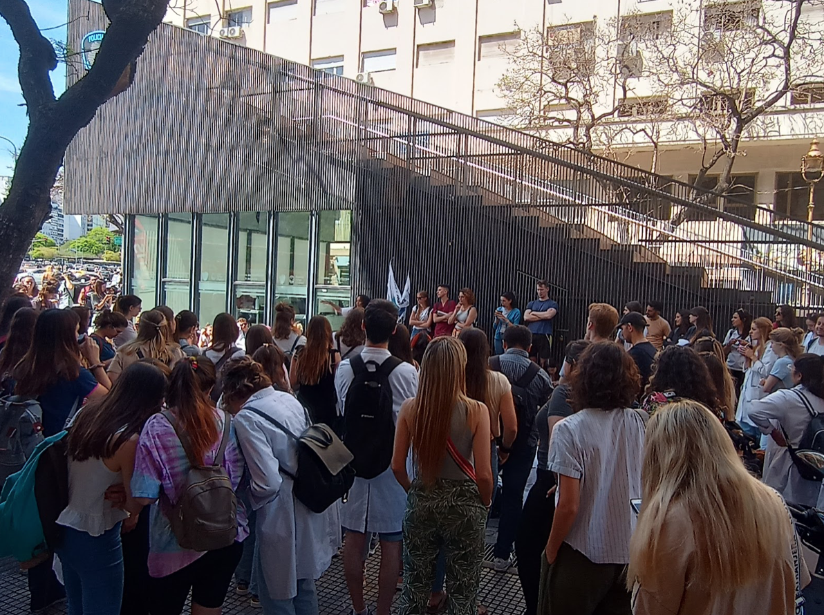 Captura de Pantalla 2022-11-09 a la(s) 13.51.25